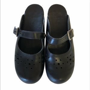Dansko Slide On Clog Size 39 (8.5-9)